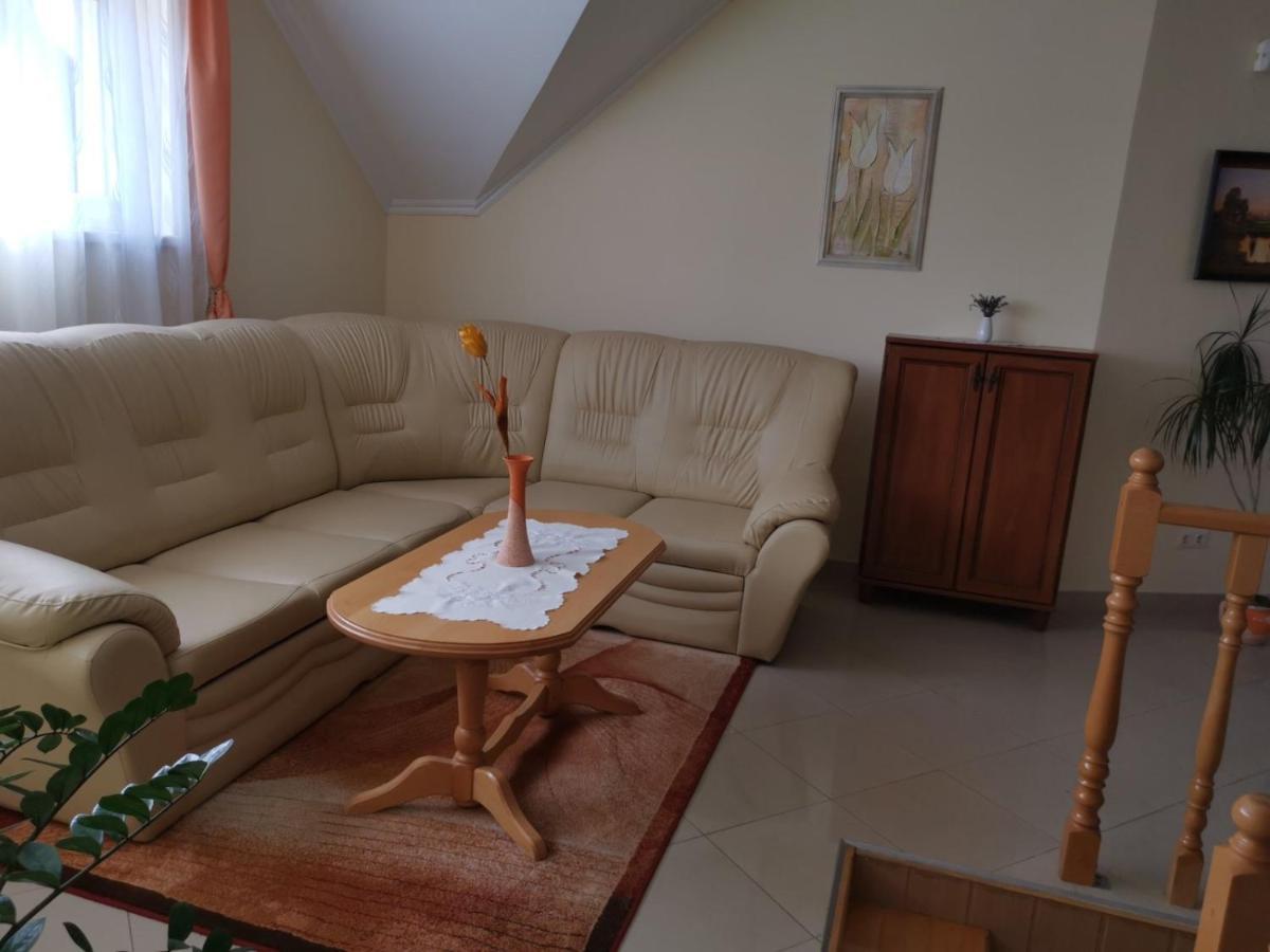 Harmonia Panzio Hotel Sárospatak Екстериор снимка