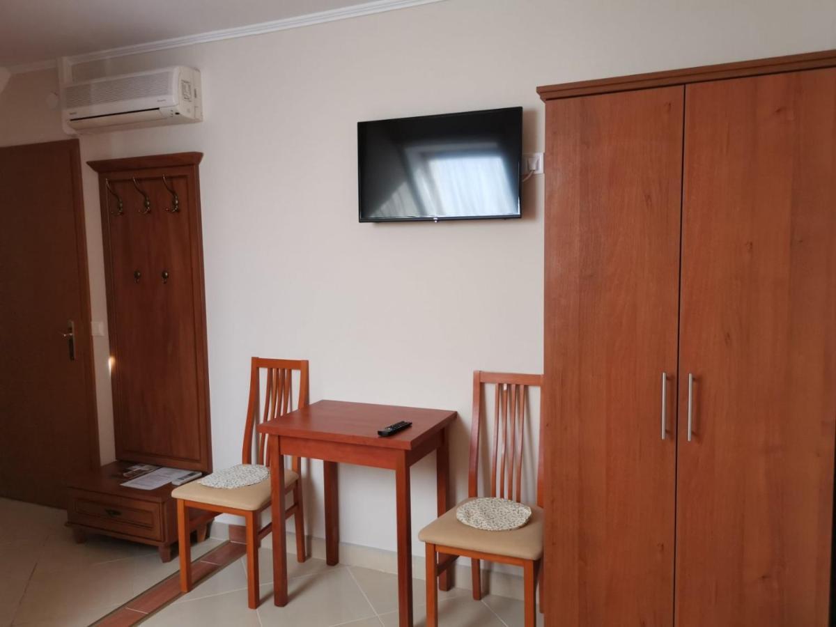 Harmonia Panzio Hotel Sárospatak Екстериор снимка