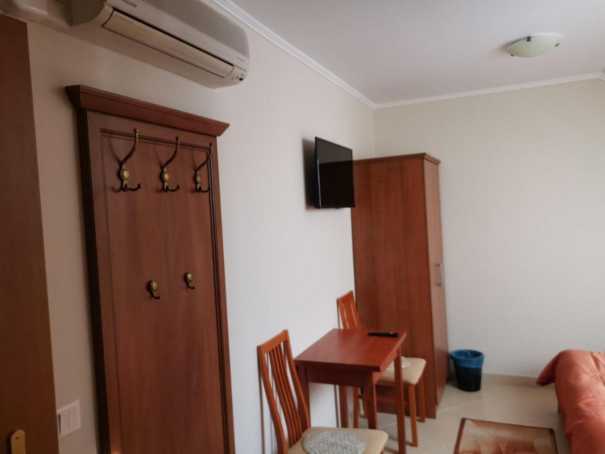 Harmonia Panzio Hotel Sárospatak Екстериор снимка