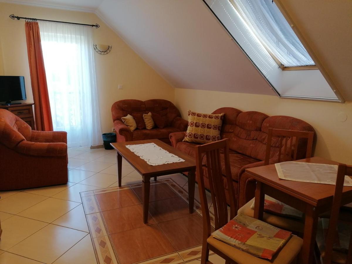 Harmonia Panzio Hotel Sárospatak Екстериор снимка
